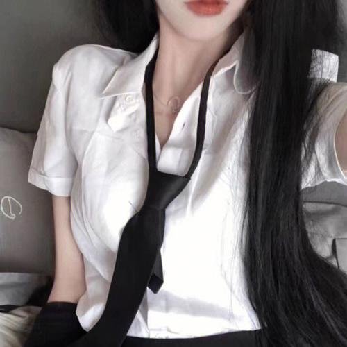 才不要和老板谈恋爱 在线观看